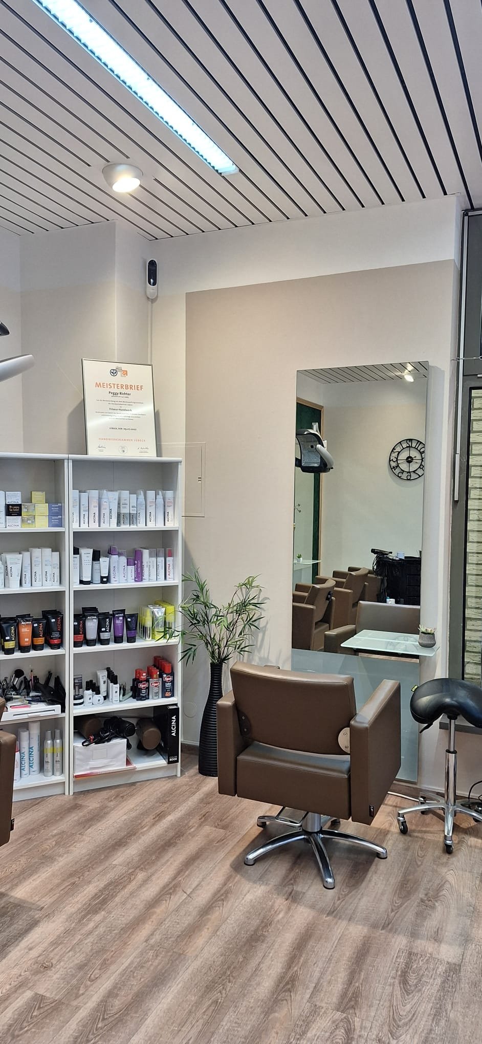 b8d7ba51-5b35-45ab-bab1-ba1da2b2f463